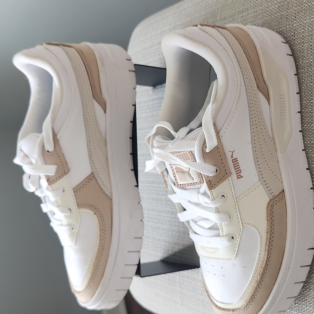 Puma white/ cream / tan